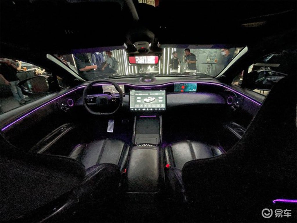 10-کراس اوور چنیی آواتر ۰۱ی۱ MMW معرفی شد ،خودرویی با طراحی نادر فقیه زاده
